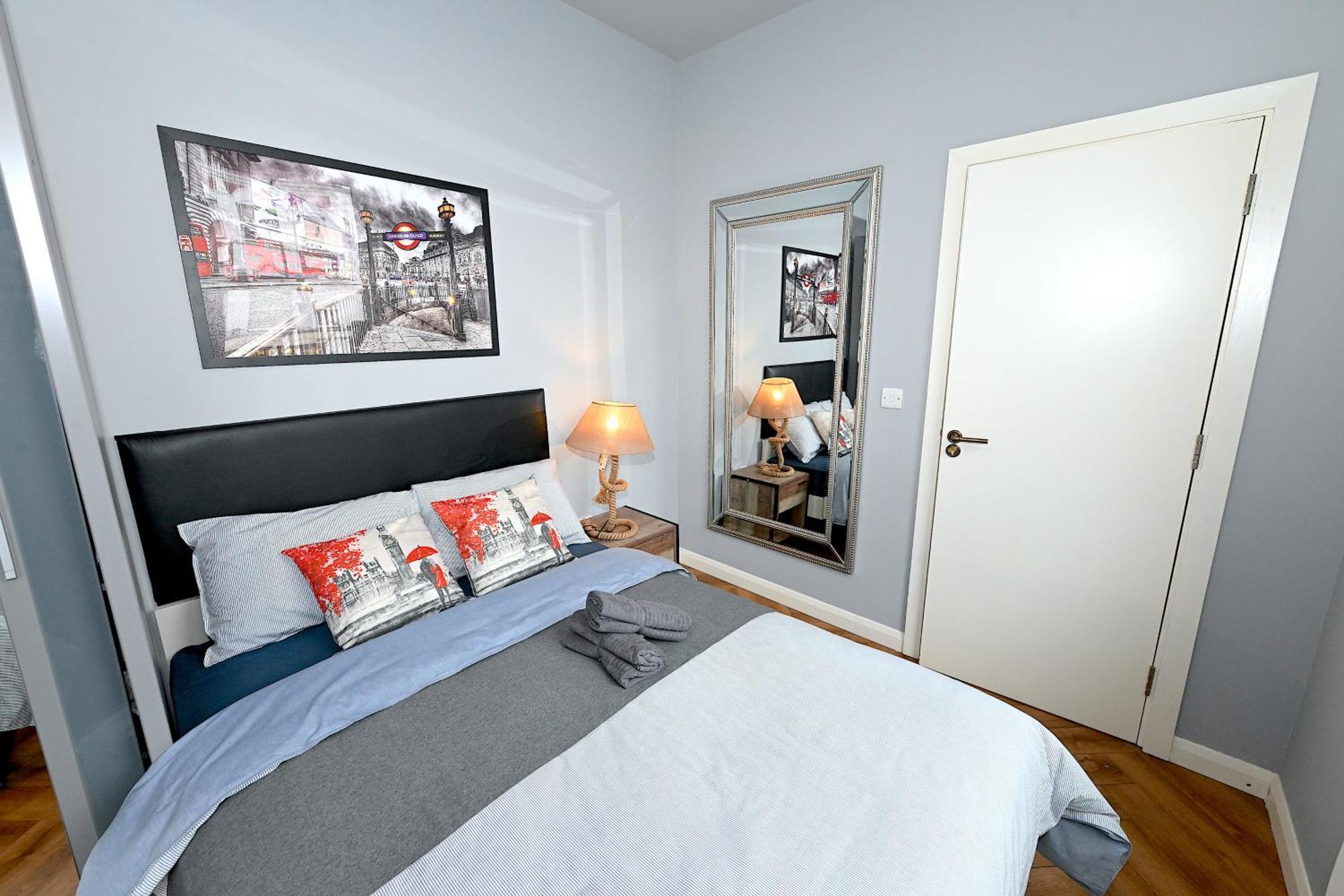 1 Bedroom Flat In Wood Green Piccadilly Line Londra Exterior foto