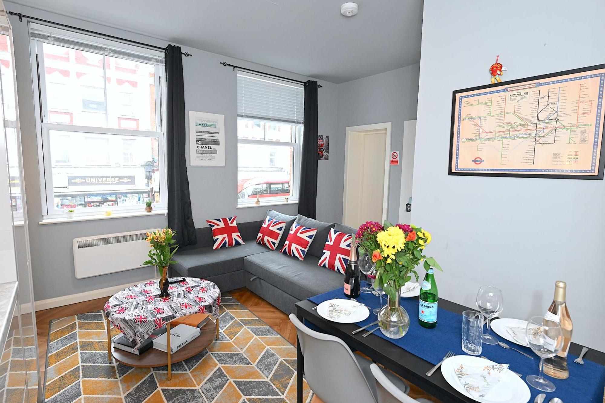 1 Bedroom Flat In Wood Green Piccadilly Line Londra Exterior foto