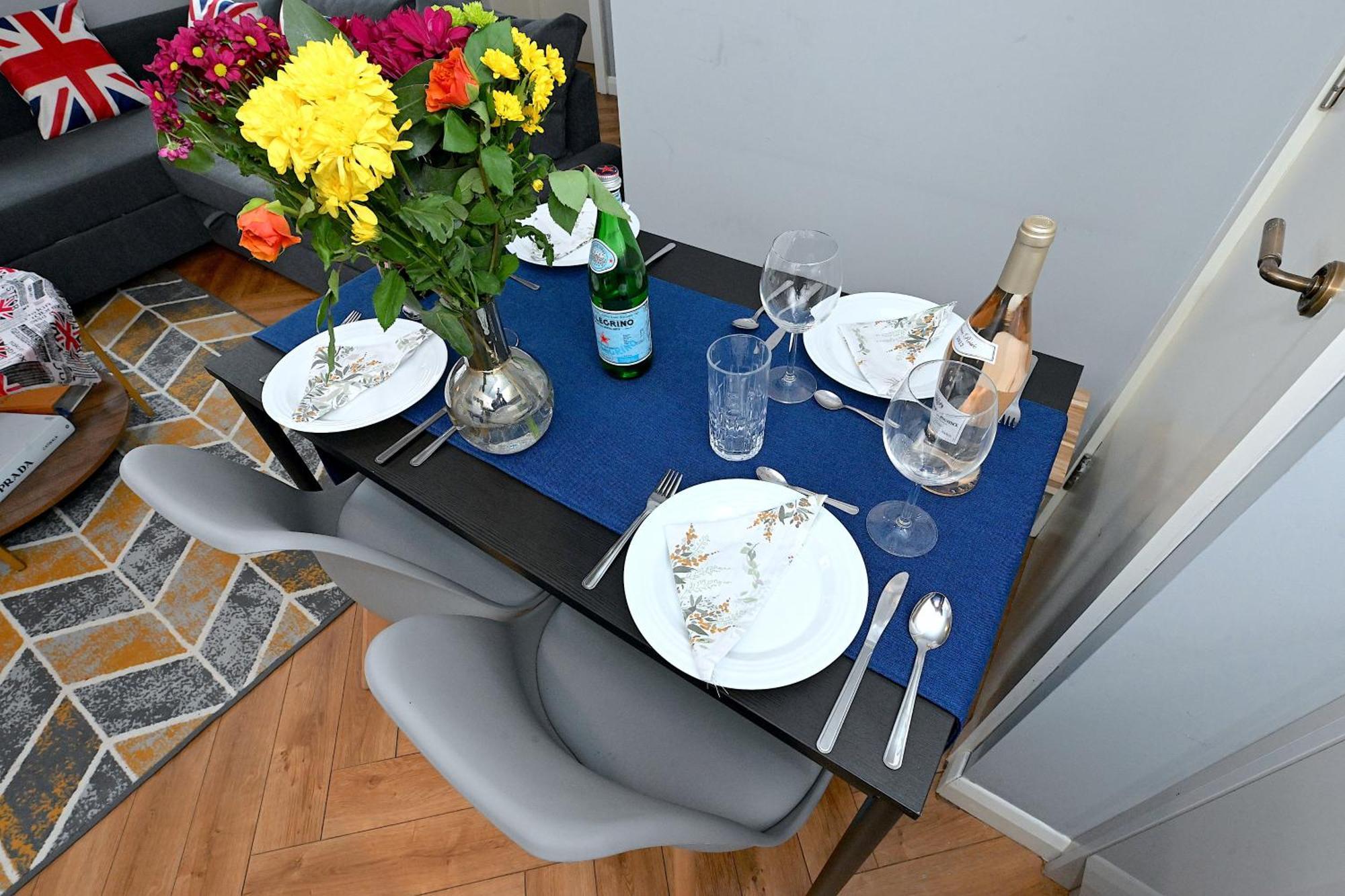 1 Bedroom Flat In Wood Green Piccadilly Line Londra Exterior foto