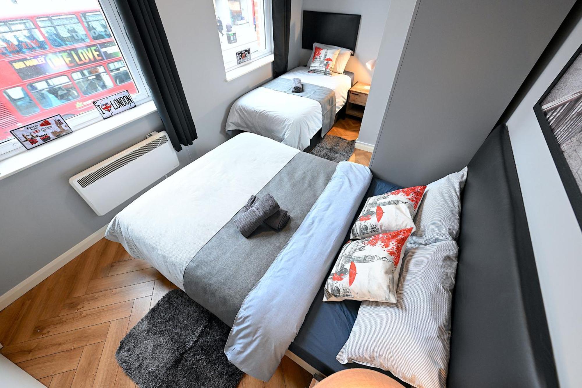 1 Bedroom Flat In Wood Green Piccadilly Line Londra Exterior foto