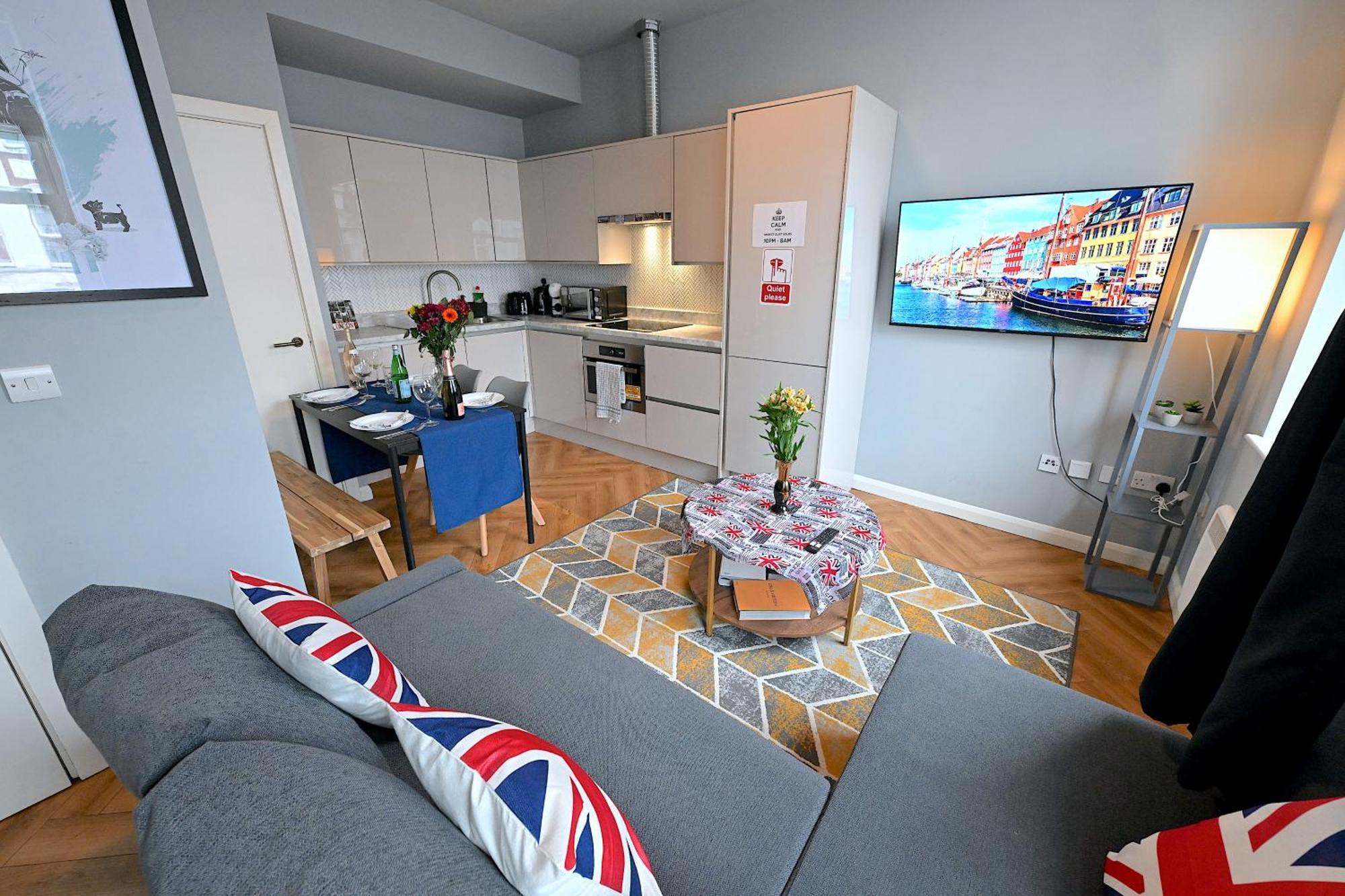 1 Bedroom Flat In Wood Green Piccadilly Line Londra Exterior foto